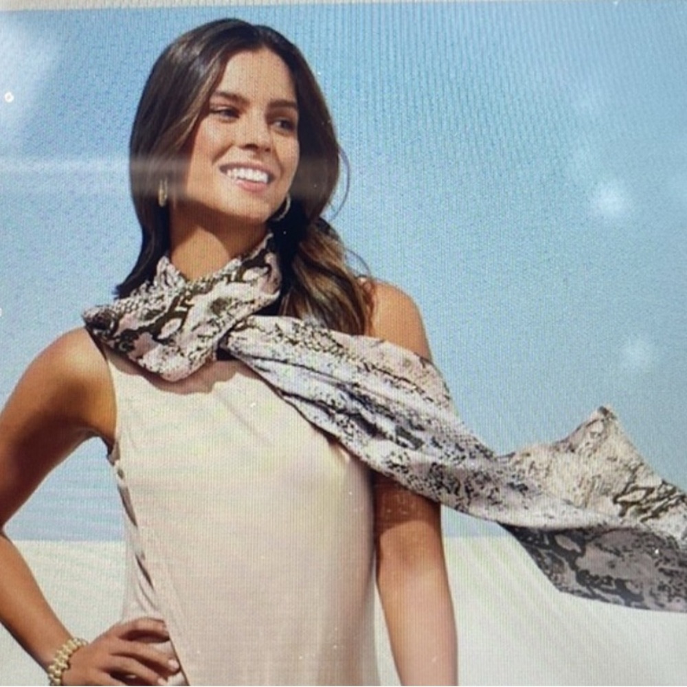 EUC - G by Giuliana Blush Pink Olive Green Snakeskin Print Viscose Scarf 22”x70”